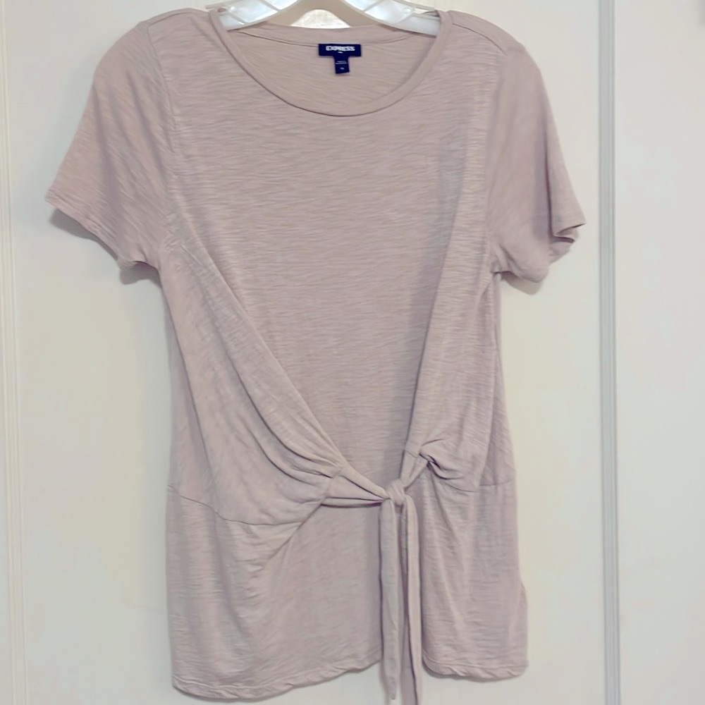 Simple tshirt top